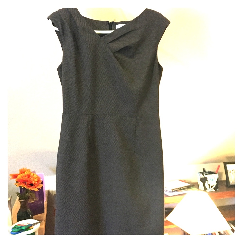 Classy grey pleated dress
